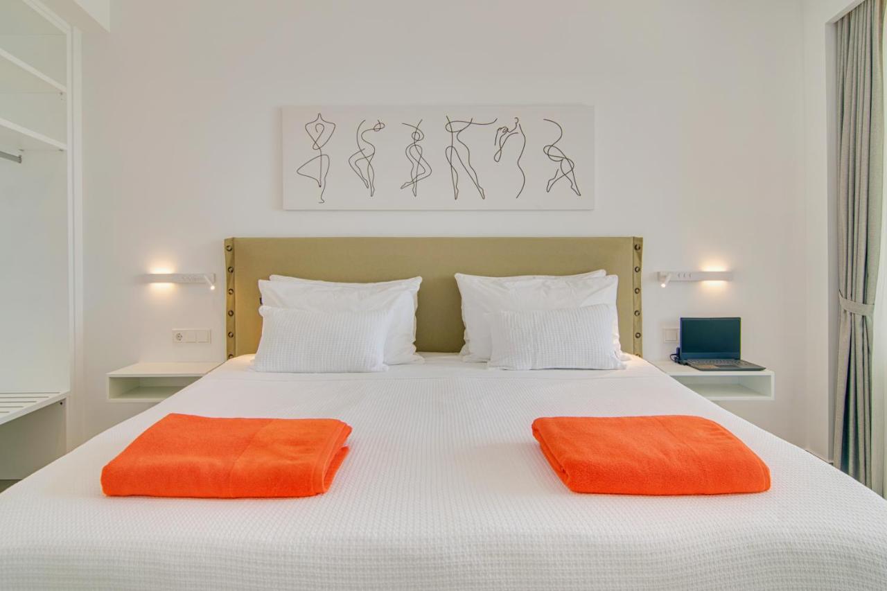 Livinghome Suites Párga Zewnętrze zdjęcie