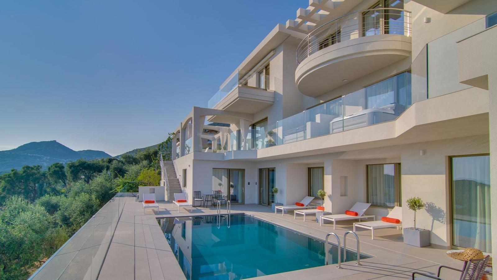 Livinghome Suites Párga Zewnętrze zdjęcie